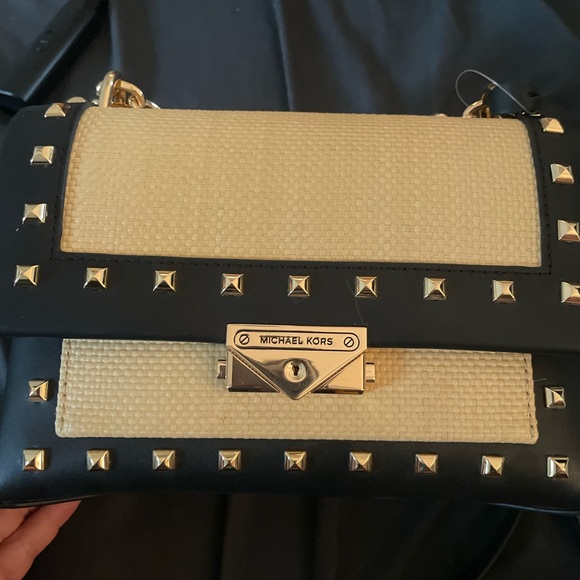Michael Kors Crossbody Bag Black Gold Studs Chain Flap🆕 - Picture 1 of 16